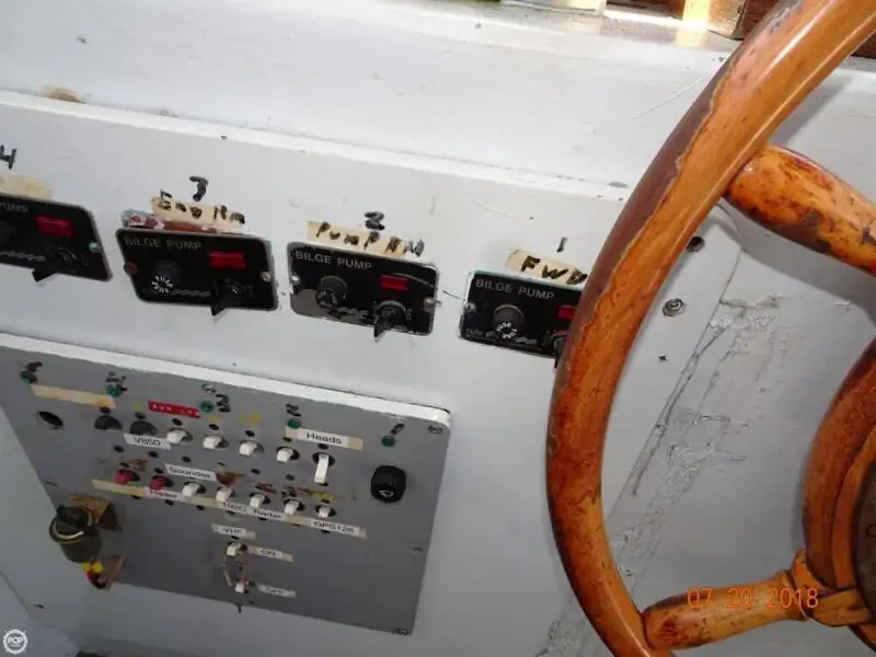 கட்டர் விற்பனைக்கு
