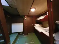 காவல் படகு விற்பனைக்கு