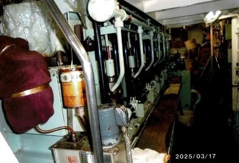 டிராலர் விற்பனைக்கு