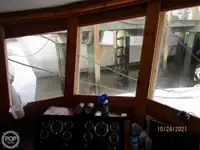 டிராலர் விற்பனைக்கு