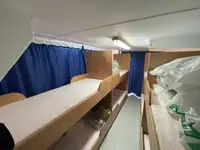 கண்டெய்னர் கப்பல் விற்பனைக்கு