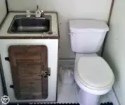 குரூஸ் கப்பல் விற்பனைக்கு