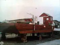 பarge விற்பனைக்கு