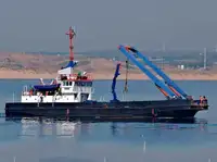 வேலை செய்யும் படகுகள் விற்பனைக்கு