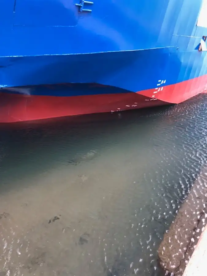 ரோ-ரோ கப்பல் விற்பனைக்கு