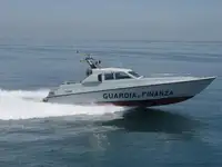 காவல் படகு விற்பனைக்கு