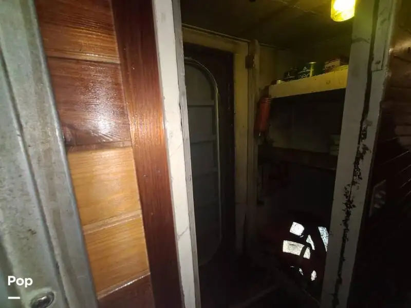 டிராலர் விற்பனைக்கு