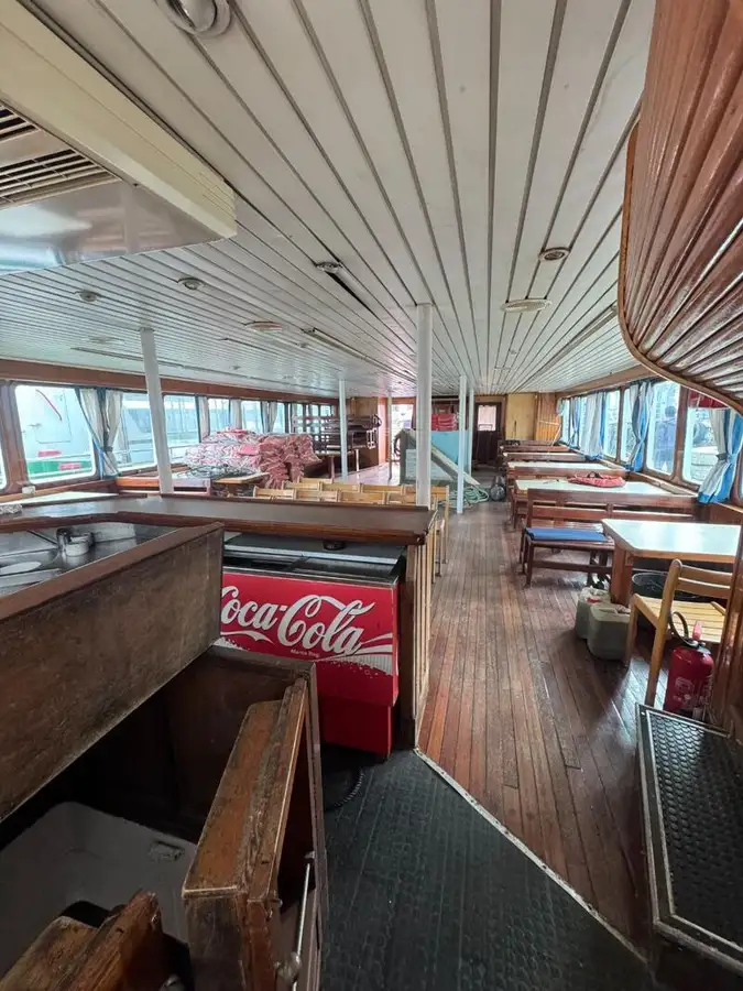 படகுக் கப்பல் விற்பனைக்கு