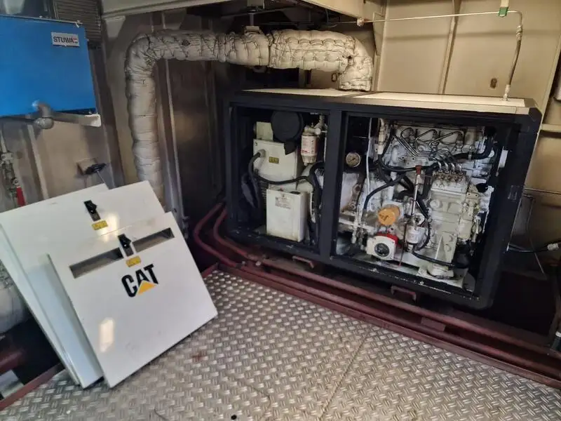 இழுவை படகு விற்பனைக்கு