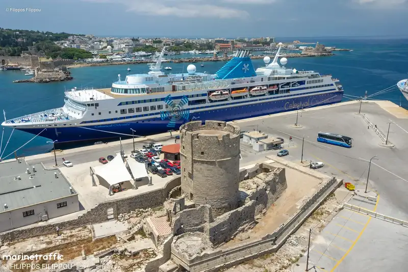 மோட்டார் கப்பல் விற்பனைக்கு