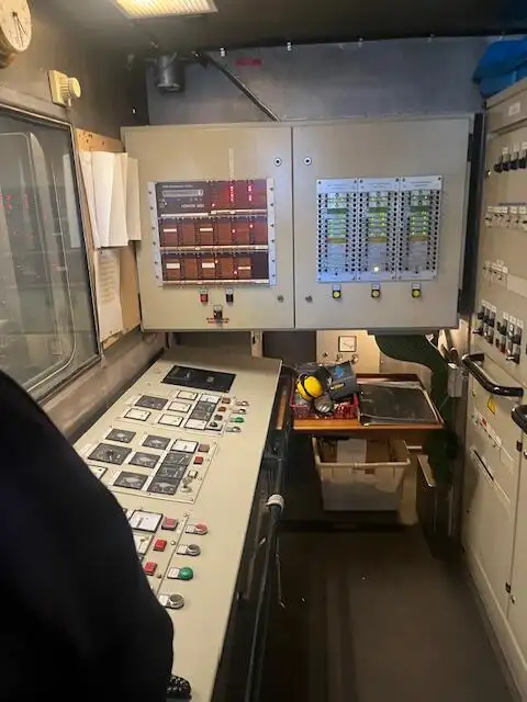 ஆய்வுக் கப்பல் விற்பனைக்கு