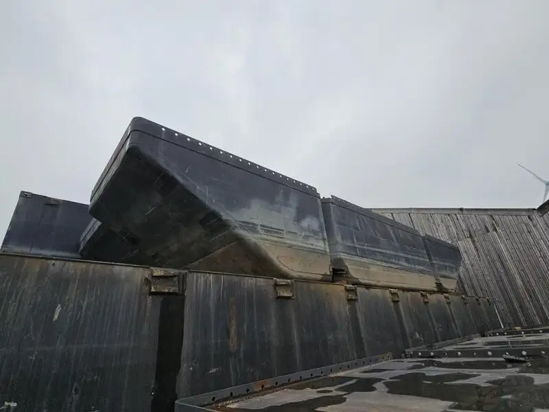 பாண்டூன் விற்பனைக்கு