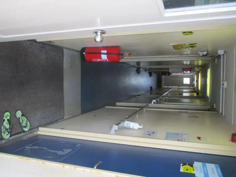 படகு விற்பனைக்கு