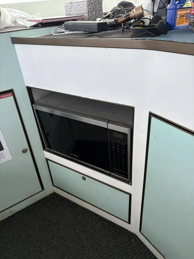 மீன் பதப்படுத்தும் பாத்திரம் விற்பனைக்கு