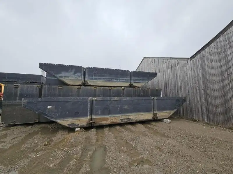 பாண்டூன் விற்பனைக்கு