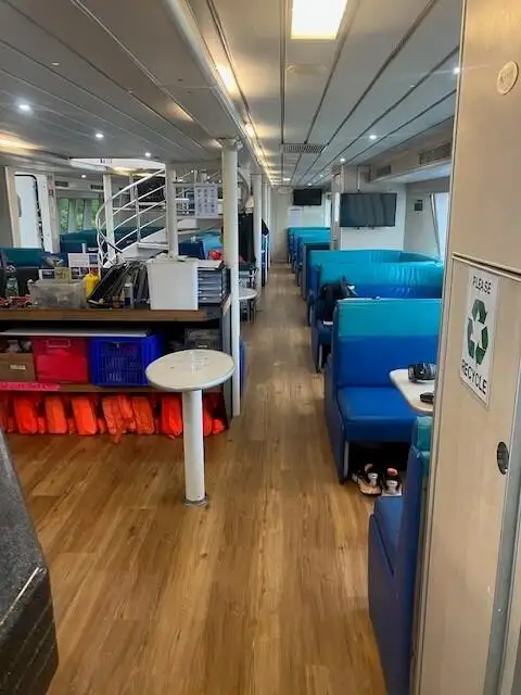 படகுக் கப்பல் விற்பனைக்கு