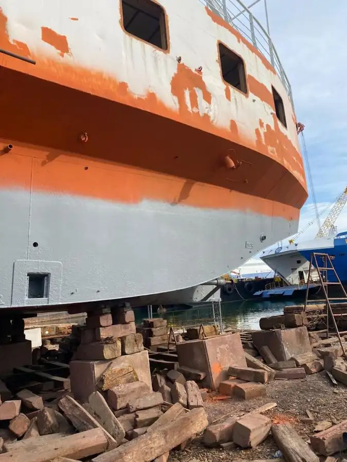 படகுக் கப்பல் விற்பனைக்கு