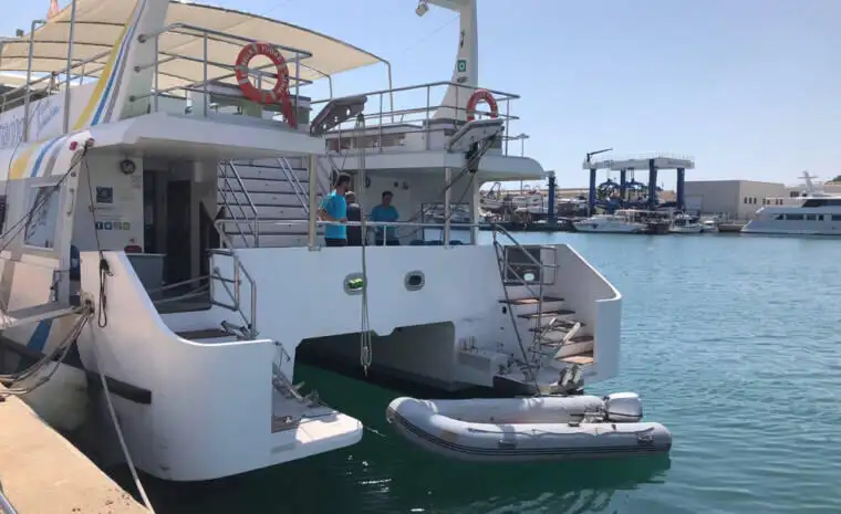 படகுக் கப்பல் விற்பனைக்கு