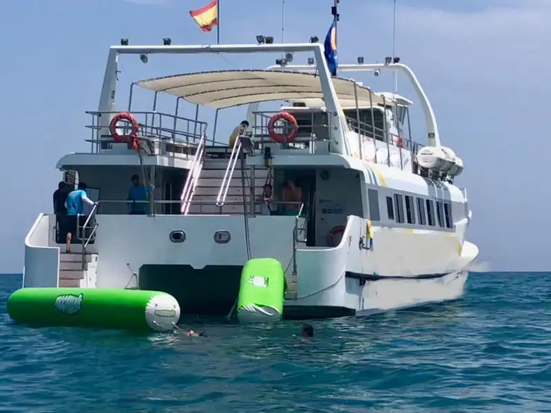 படகுக் கப்பல் விற்பனைக்கு