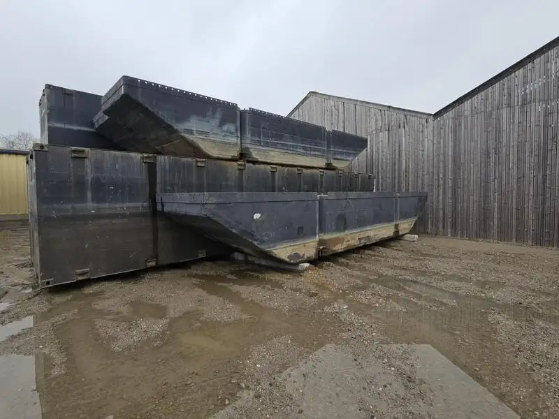 பாண்டூன் விற்பனைக்கு