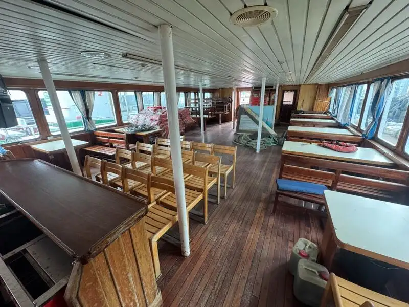 படகுக் கப்பல் விற்பனைக்கு