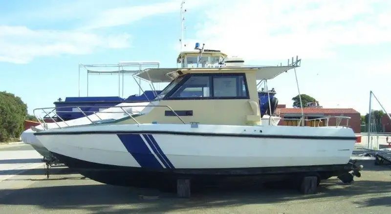 வேலை படகுகள் விற்பனைக்கு