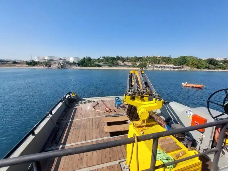 வேலை படகுகள் விற்பனைக்கு