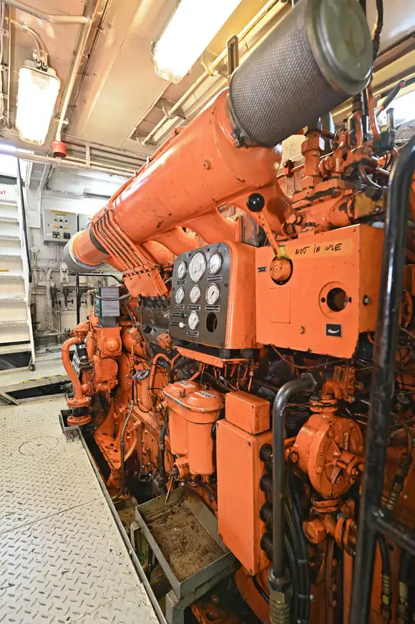 மோட்டார் கப்பல் விற்பனைக்கு