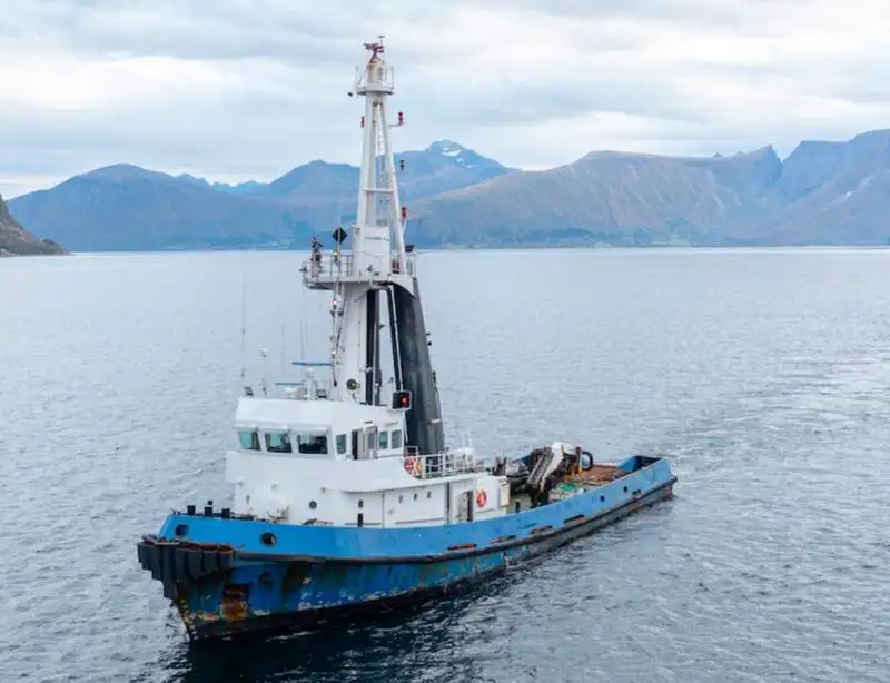 இழுவை படகு விற்பனைக்கு