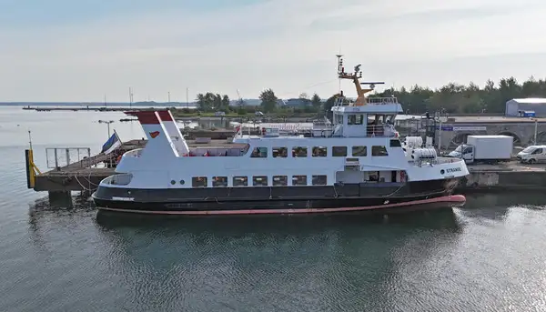 Motor vessel for sale