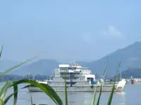 ரோபாக்ஸ் கப்பல் விற்பனைக்கு