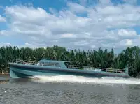 குழு படகு விற்பனைக்கு
