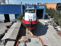 இழுவை படகு விற்பனைக்கு