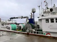 மீன்பிடி இழுவை படகு விற்பனைக்கு