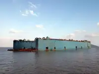 மிதக்கும் கப்பல்துறை விற்பனைக்கு