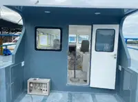குழு படகு விற்பனைக்கு