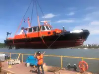 ஆய்வுக் கப்பல் விற்பனைக்கு