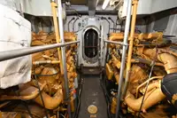 மீட்புக் கப்பல் விற்பனைக்கு