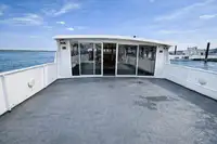 மோட்டார் கப்பல் விற்பனைக்கு