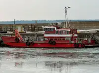 வேலை படகுகள் விற்பனைக்கு