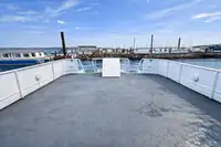 மோட்டார் கப்பல் விற்பனைக்கு